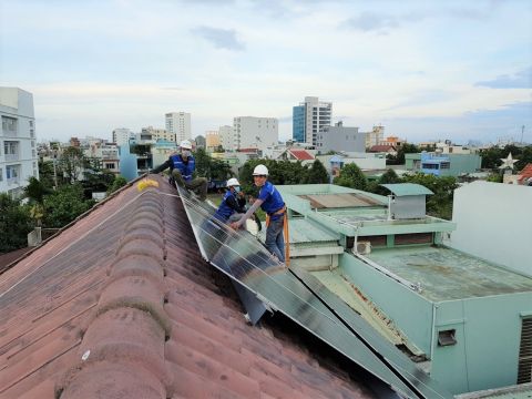 Hệ thống năng lượng mặt trời hòa lưới  công suất 3,3kWp ông Hải-TP Đà Nẵng